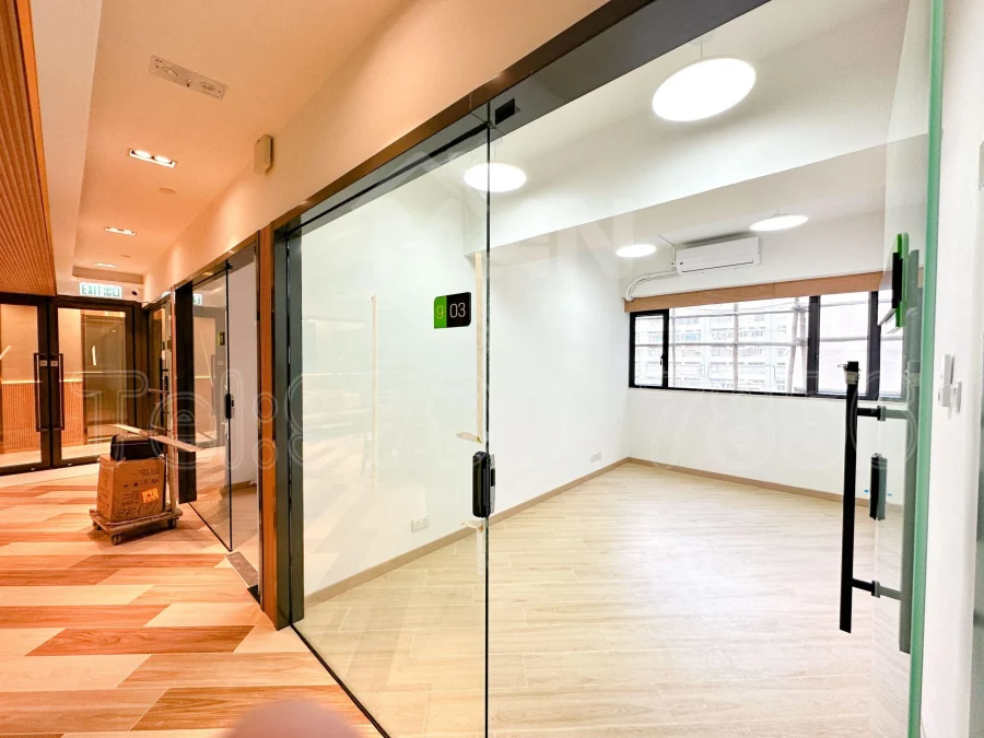 鵬光大廈
Pang Kwong Building
03室 MANHKCOM 工廈租盤 觀塘租盤 觀塘租工作室 觀塘網店出租 觀塘多用途工作室出租 租觀塘樓上舖 觀塘工廈出租 觀塘工作室出租 觀塘studio出租 觀塘分租單位 租觀塘工作室 觀塘樓上網店出租 觀塘租樓上舖 觀塘樓上舖出租