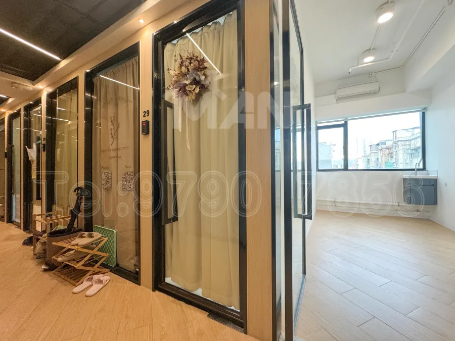 East Sun Industrial Centre
怡生工業中心
RM1130 MANHKCOM 工廈租盤 觀塘租盤 觀塘租工作室 觀塘網店出租 觀塘多用途工作室出租 租觀塘樓上舖 觀塘工廈出租 觀塘工作室出租 觀塘studio出租 觀塘分租單位 租觀塘工作室 觀塘樓上網店出租 觀塘租樓上舖 觀塘樓上舖出租