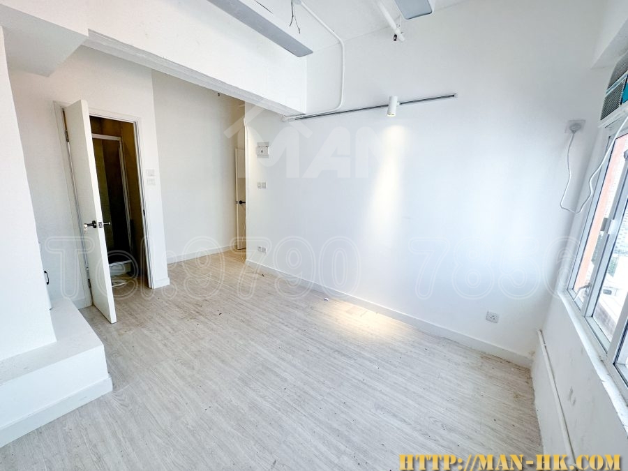 觀塘工業中心 4期
Kwun Tong Industrial Centre Phase 4 MANHKCOM 工廈租盤 觀塘租盤 觀塘租工作室 觀塘網店出租 觀塘多用途工作室出租 租觀塘樓上舖 觀塘工廈出租 觀塘工作室出租 觀塘studio出租 觀塘分租單位 租觀塘工作室 觀塘樓上網店出租 觀塘租樓上舖 觀塘樓上舖出租