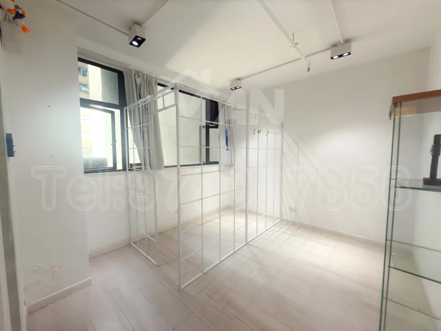 Rm.21
榮昌工業大廈
Wing Cheung Ind Bldg MANHKCOM 工廈租盤 觀塘租盤 觀塘租工作室 觀塘網店出租 觀塘多用途工作室出租 租觀塘樓上舖 觀塘工廈出租 觀塘工作室出租 觀塘studio出租 觀塘分租單位 租觀塘工作室 觀塘樓上網店出租 觀塘租樓上舖 觀塘樓上舖出租