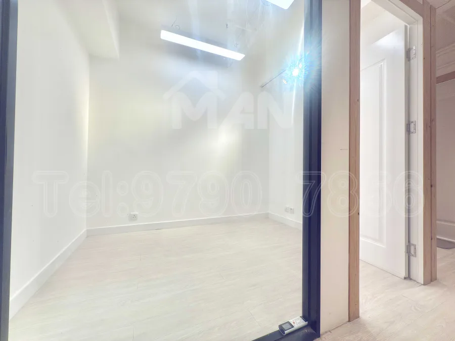 Rm.C23 萬年工業大廈 Manning Industrial Building MANHKCOM 工廈租盤 觀塘租盤 觀塘租工作室 觀塘網店出租 觀塘多用途工作室出租 租觀塘樓上舖 觀塘工廈出租 觀塘工作室出租 觀塘studio出租 觀塘分租單位 租觀塘工作室 觀塘樓上網店出租 觀塘租樓上舖 觀塘樓上舖出租