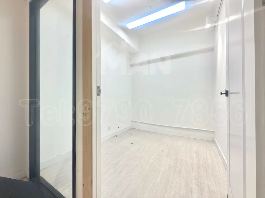 Rm.D6 萬年工業大廈 Manning Industrial Building MANHKCOM 工廈租盤 觀塘租盤 觀塘租工作室 觀塘網店出租 觀塘多用途工作室出租 租觀塘樓上舖 觀塘工廈出租 觀塘工作室出租 觀塘studio出租 觀塘分租單位 租觀塘工作室 觀塘樓上網店出租 觀塘租樓上舖 觀塘樓上舖出租