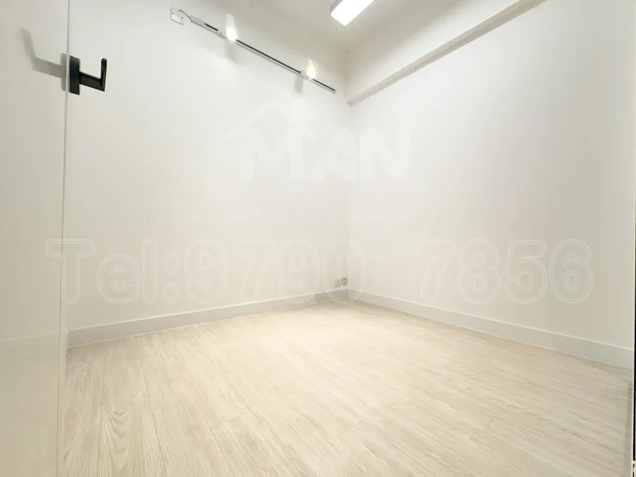 Rm.B31 萬年工業大廈 Manning Industrial Building MANHKCOM 工廈租盤 觀塘租盤 觀塘租工作室 觀塘網店出租 觀塘多用途工作室出租 租觀塘樓上舖 觀塘工廈出租 觀塘工作室出租 觀塘studio出租 觀塘分租單位 租觀塘工作室 觀塘樓上網店出租 觀塘租樓上舖 觀塘樓上舖出租