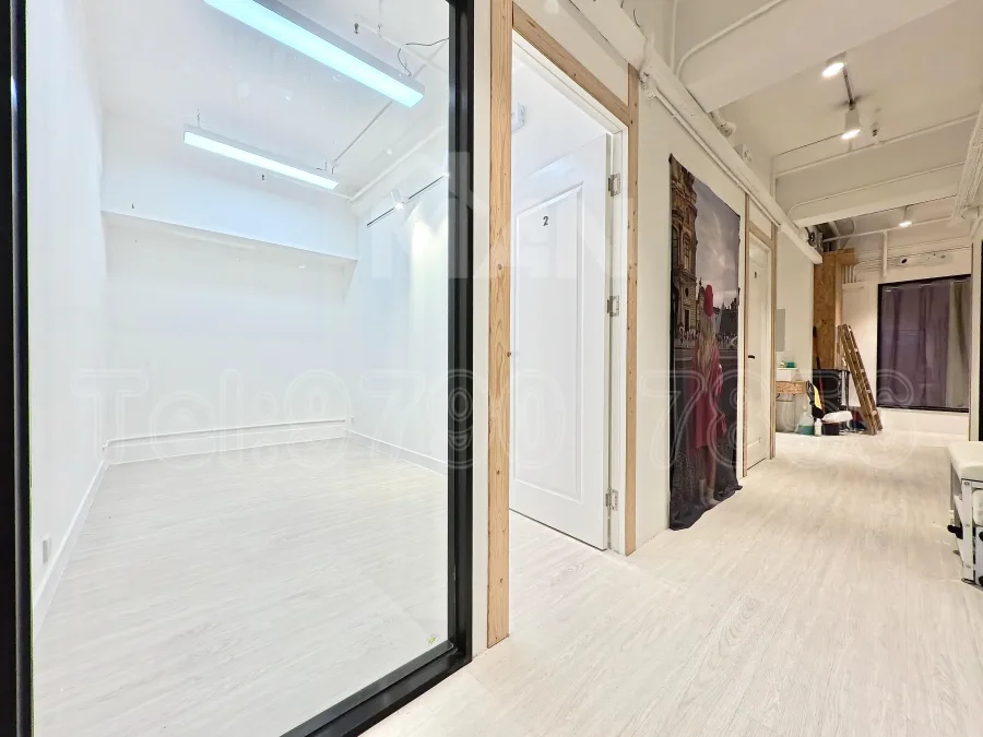 D2 迅達工業大廈 Speedy Industrial Building MANHKCOM 工廈租盤 觀塘租盤 觀塘租工作室 觀塘網店出租 觀塘多用途工作室出租 租觀塘樓上舖 觀塘工廈出租 觀塘工作室出租 觀塘studio出租 觀塘分租單位 租觀塘工作室 觀塘樓上網店出租 觀塘租樓上舖 觀塘樓上舖出租